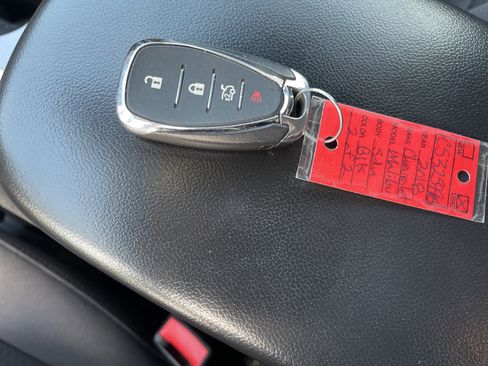 Used 2018 Chevrolet Malibu LS image 38