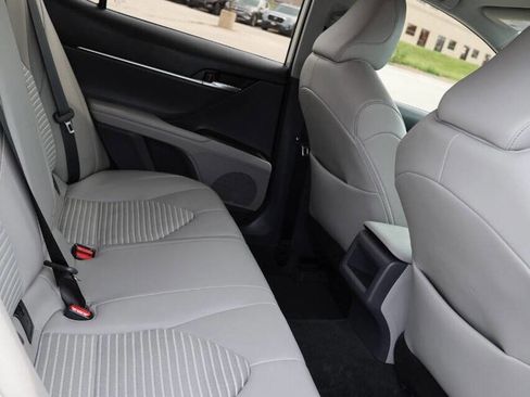 Used 2022 Toyota Camry SE AWD/4WD image 16