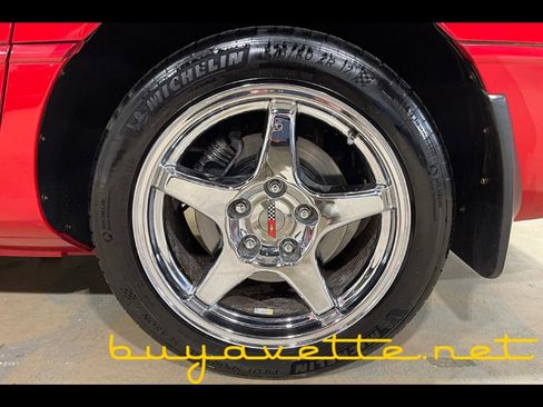 Used 1992 Chevrolet Corvette Coupe image 12