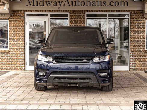 Used 2017 Land Rover Range Rover Sport HSE Dynamic AWD/4WD image 2