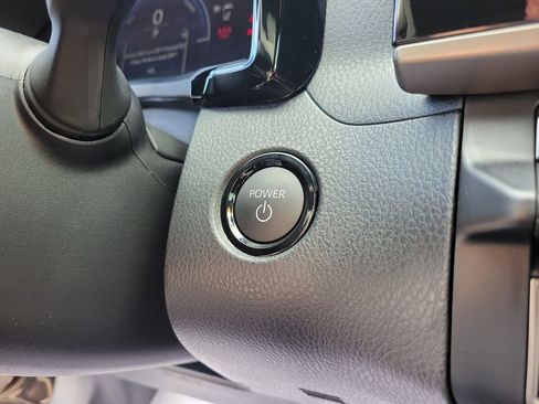 Used 2026 Toyota Camry SE image 31