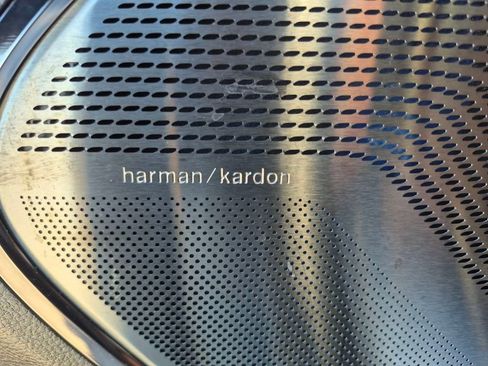 Used 2025 RAM 1500 Limited image 14