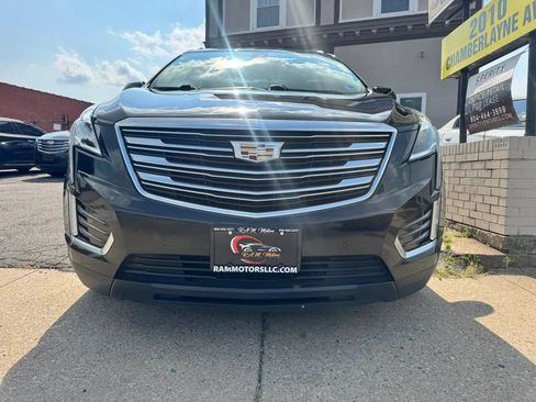 Used 2018 Cadillac XT5 Premium Luxury FWD image 8