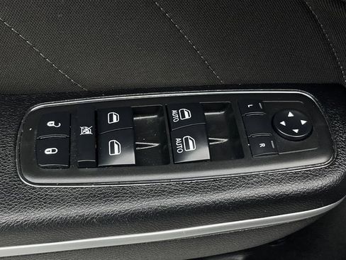 Used 2019 Dodge Charger GT image 13