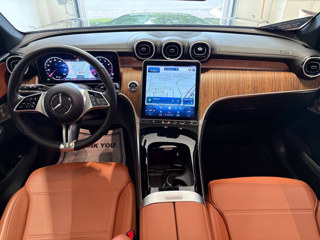 Used 2023 Mercedes-Benz GLC 300 4MATIC image 27