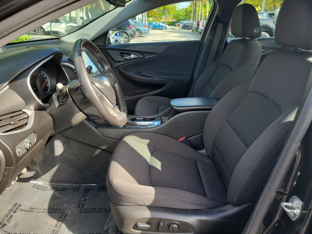 Used 2022 Chevrolet Malibu RS FWD image 24