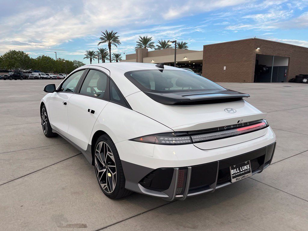 Used 2023 Hyundai Ioniq 6 Limited RWD image 9