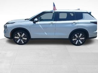 Used 2025 Mitsubishi Outlander SE AWD/4WD video 2