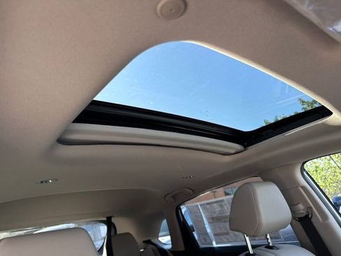 New 2026 Honda HR-V EX-L image 11