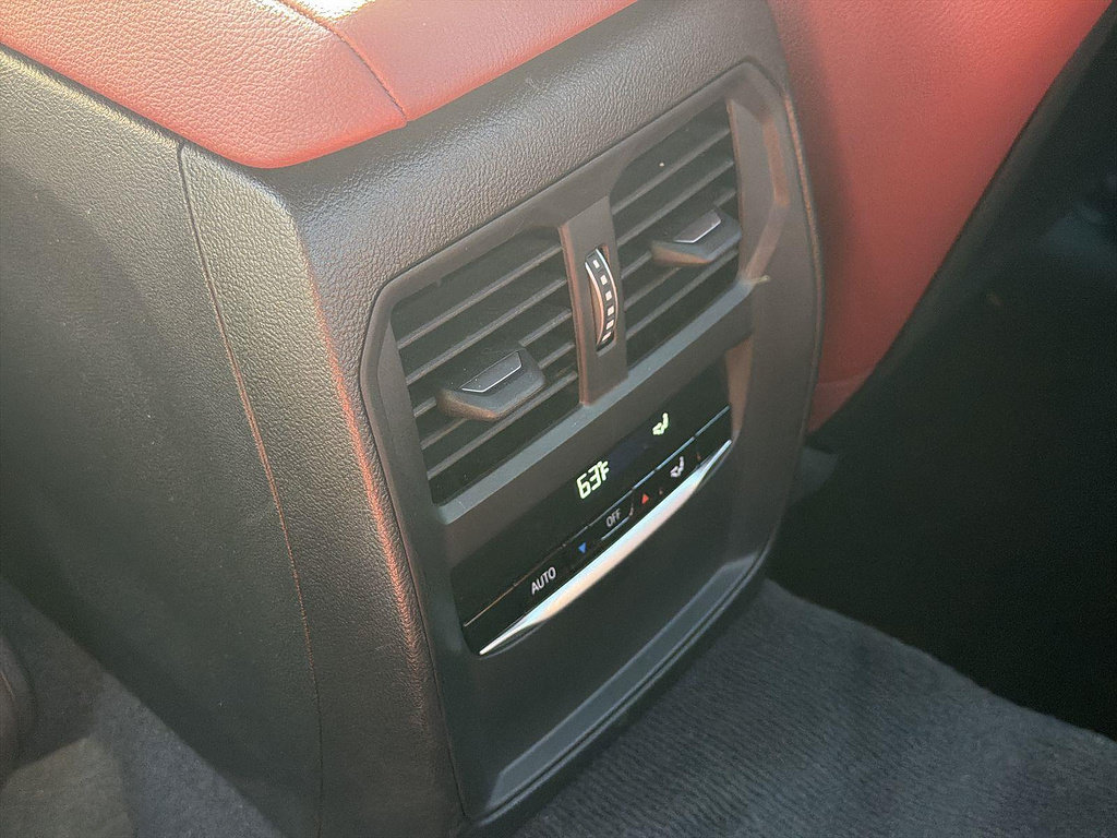 Used 2024 BMW M440i Coupe w/ Premium Package RWD image 21
