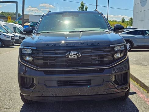New 2026 Ford Expedition Max Platinum w/ Stealth Performance Package AWD/4WD image 9