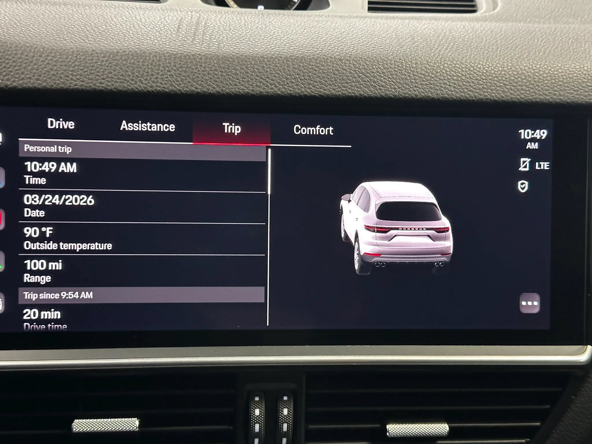 Used 2022 Porsche Cayenne w/ Premium Package AWD/4WD image 42
