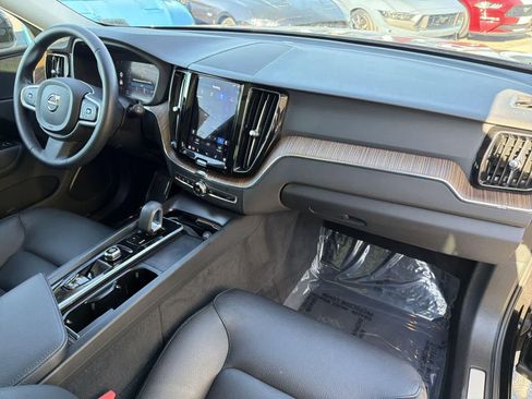 Used 2022 Volvo XC60 T8 Inscription Expression w/ Protection Package Premier image 36