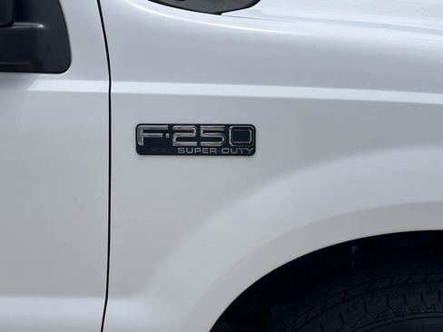 Used 2002 Ford F250 XL image 13