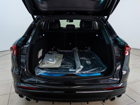 New 2024 Maserati Grecale GT image 18