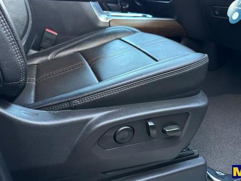 Used 2025 Chevrolet Silverado 1500 High Country w/ Technology Package image 20