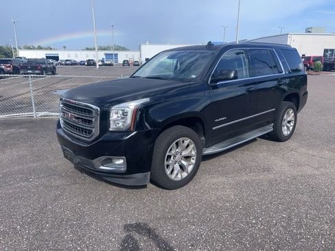 Used 2017 GMC Yukon SLT w/ Open Road Package AWD/4WD image 1