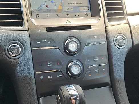 Used 2017 Ford Taurus SEL w/ Equipment Group 201A FWD image 24