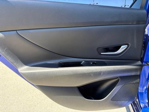 Used 2023 Hyundai Elantra Limited w/ Cargo Package FWD image 15