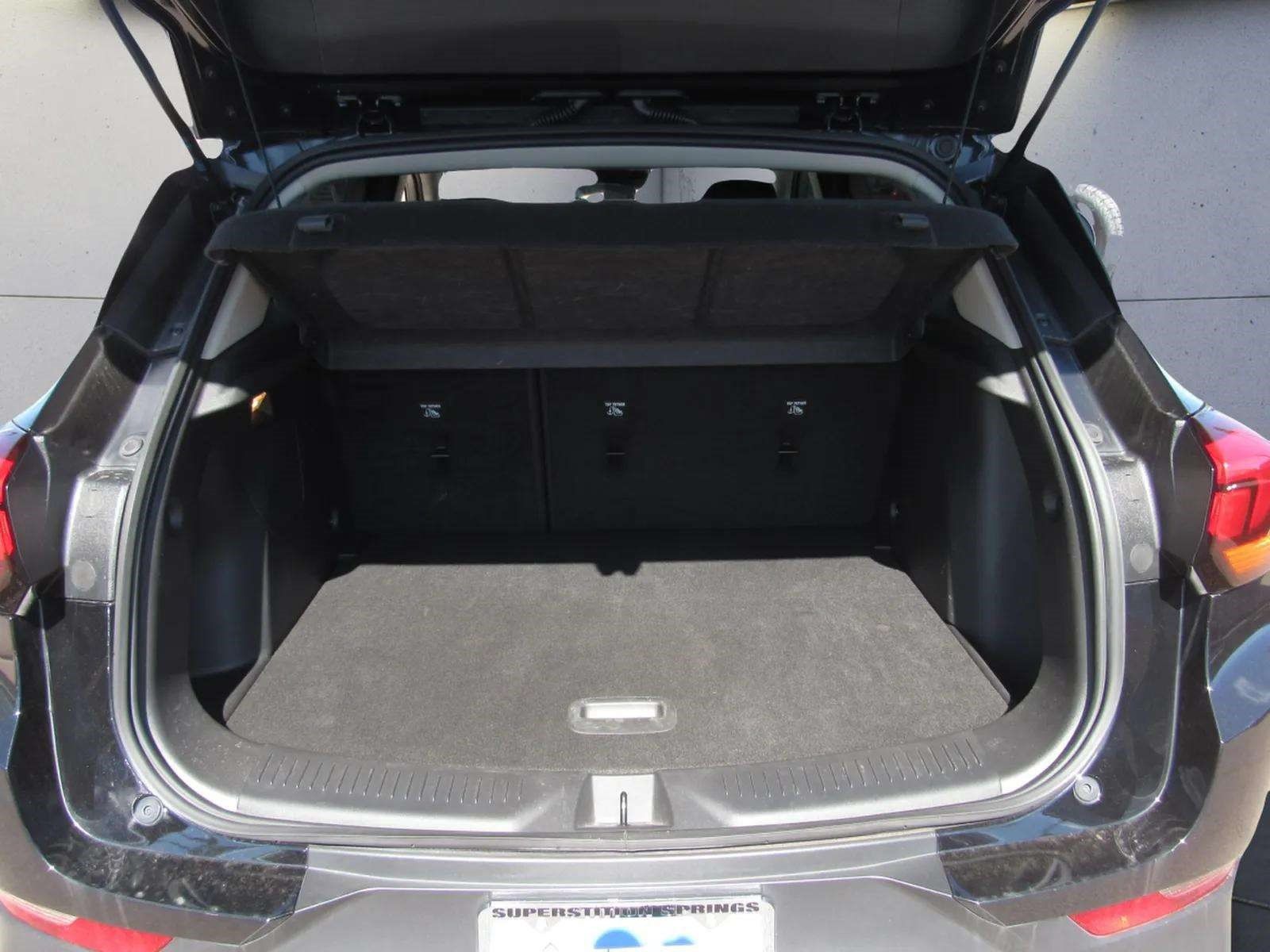 Used 2023 Buick Encore GX Preferred FWD image 12