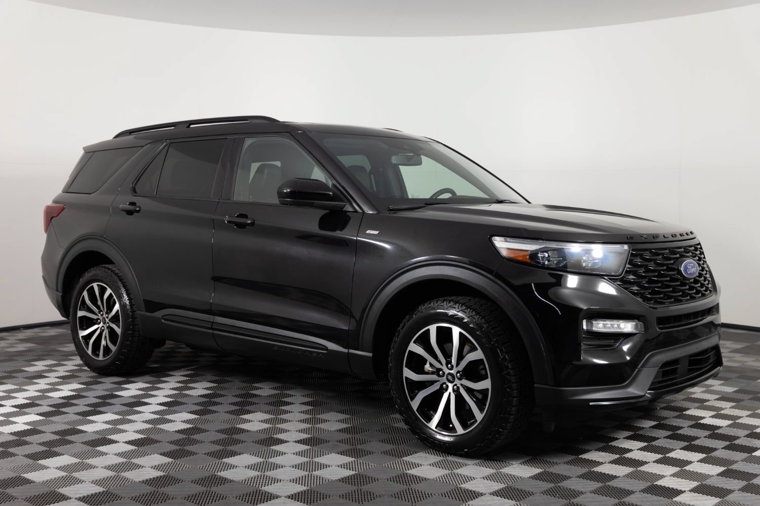 Used 2022 Ford Explorer ST-Line w/ Class IV Trailer Tow Package AWD/4WD image 10