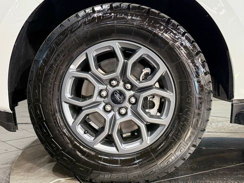 Used 2025 Ford Expedition Max Active AWD/4WD image 28