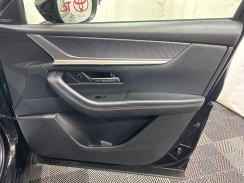 Used 2025 MAZDA CX-90 3.3 Turbo w/ Premium Sport Pkg image 11