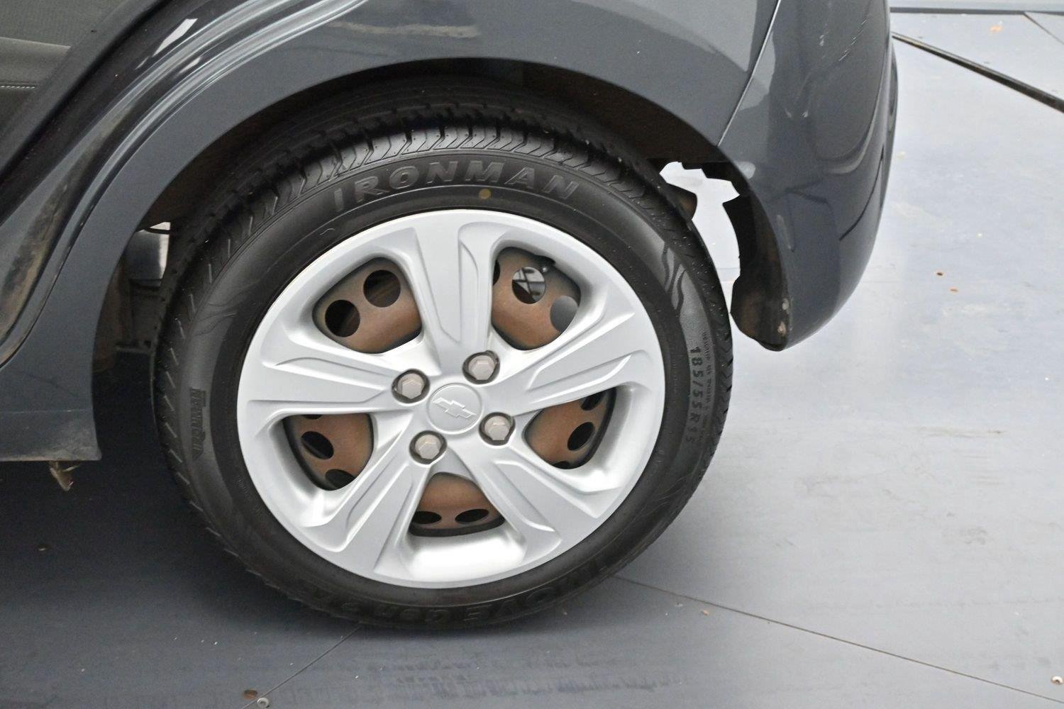 Used 2021 Chevrolet Spark LS FWD image 28