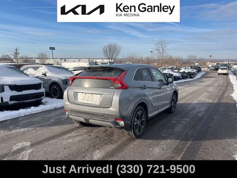 Used 2018 Mitsubishi Eclipse Cross SE image 5