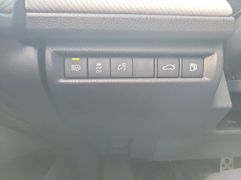 Used 2025 Toyota Camry SE FWD image 30