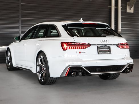 New 2025 Audi RS 6 performance image 2