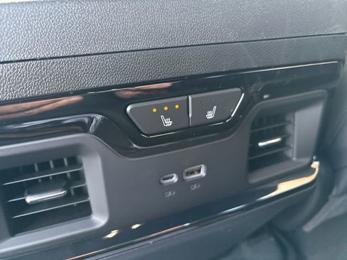 New 2026 GMC Sierra 2500 AT4 w/ AT4 Premium Plus Package image 47