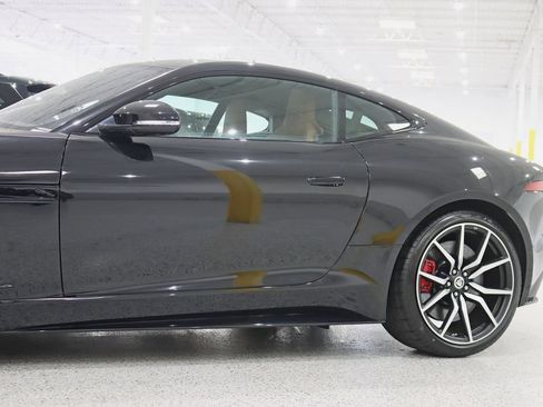 Used 2024 Jaguar F-TYPE R AWD/4WD image 4