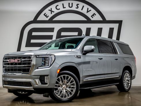 Used 2023 GMC Yukon XL SLT w/ SLT Premium Package AWD/4WD image 1