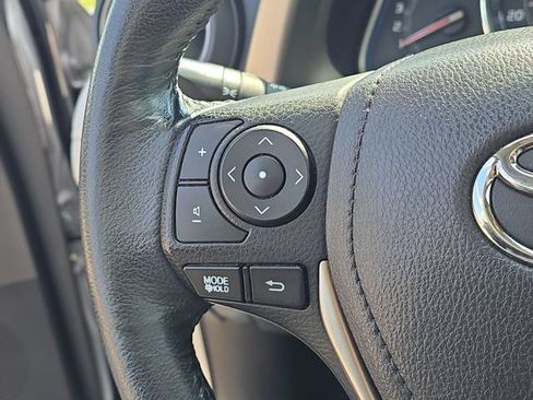 Used 2015 Toyota RAV4 Limited w/ Technology Package AWD/4WD image 12