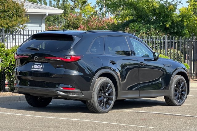 New 2026 MAZDA CX-90 Plug-In Hybrid w/Premium Sport AWD/4WD image 4
