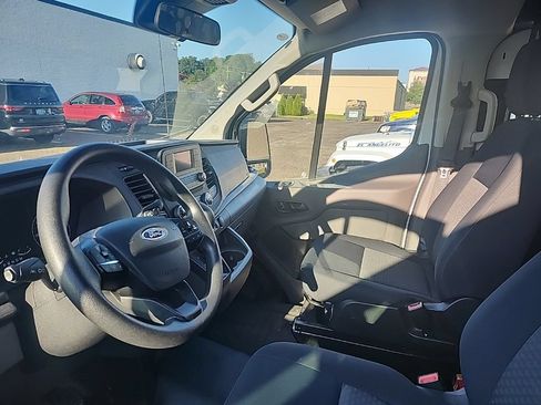 Used 2025 Ford Transit 250 Low Roof w/ Exterior Upgrade Package RWD image 2