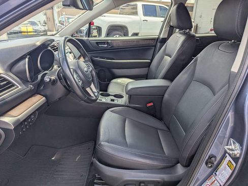 Used 2017 Subaru Outback 3.6R Limited AWD/4WD image 20