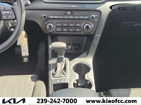 Used 2020 Kia Sportage LX FWD image 18