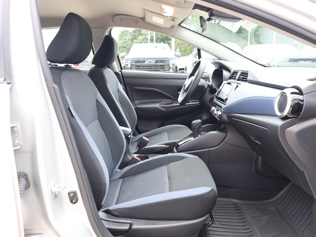 Used 2024 Nissan Versa SV w/ Trunk Package FWD image 30