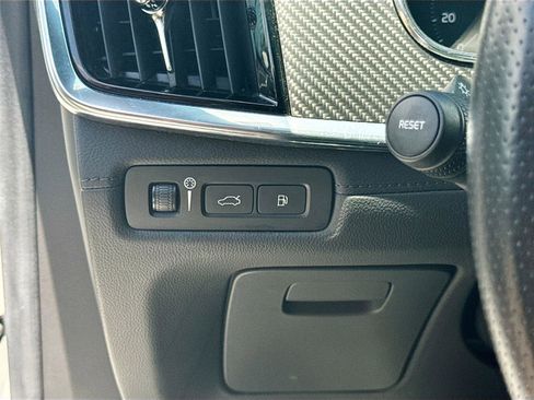 Used 2021 Polestar Polestar 1 image 10