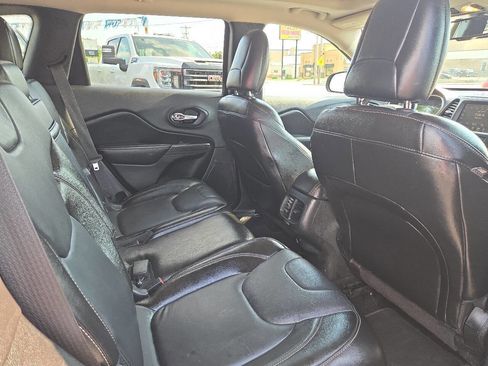 Used 2015 Jeep Cherokee Limited AWD/4WD image 14