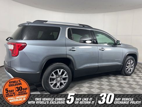 Certified 2020 GMC Acadia SLT image 3