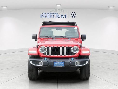 Used 2024 Jeep Wrangler Unlimited Sahara w/ Safety Group AWD/4WD image 2