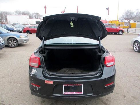 Used 2015 Chevrolet Malibu LT w/ Power Convenience Package image 6