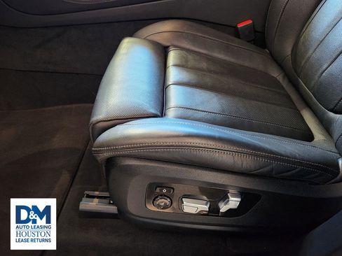 Used 2022 BMW X5 sDrive40i w/ M Sport Package image 32