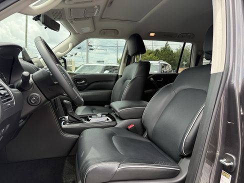 Certified 2024 INFINITI QX80 Premium Select w/ Cargo Package AWD/4WD image 12