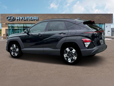 Certified 2025 Hyundai Kona SEL image 4