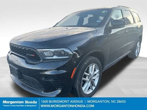 Used 2024 Dodge Durango GT image 3