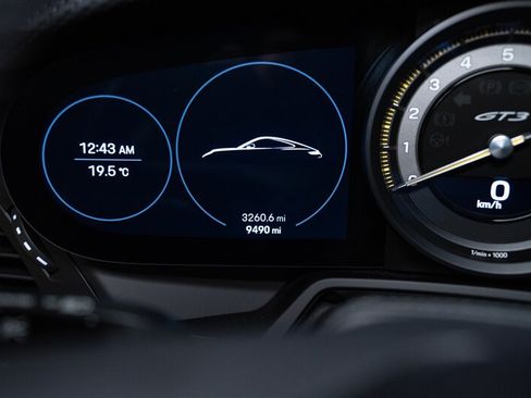 Used 2022 Porsche 911 GT3 RWD image 23